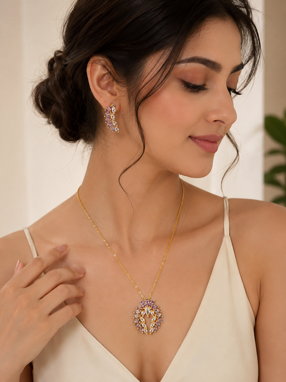 Elegant Marquise-Cut Stone Pendant Necklace & Earring Set – Gold-Plated Evening Jewelry