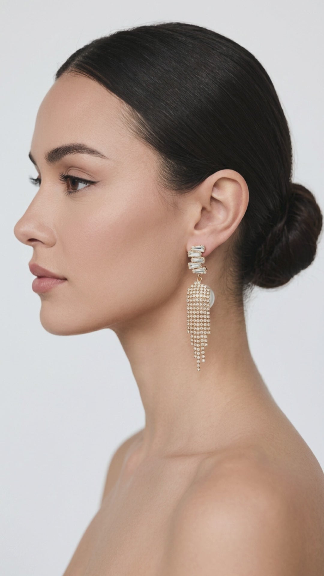Luxury Crystal Fringe Statement Earrings | Glamorous Pearl Dangle Tassel Earrings | Bridal Wedding Jewelry for Bride | Gold Rhinestone Chandelier Drops